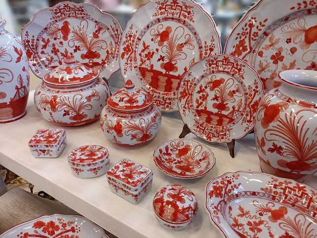 ceramics carnation red - the old faience